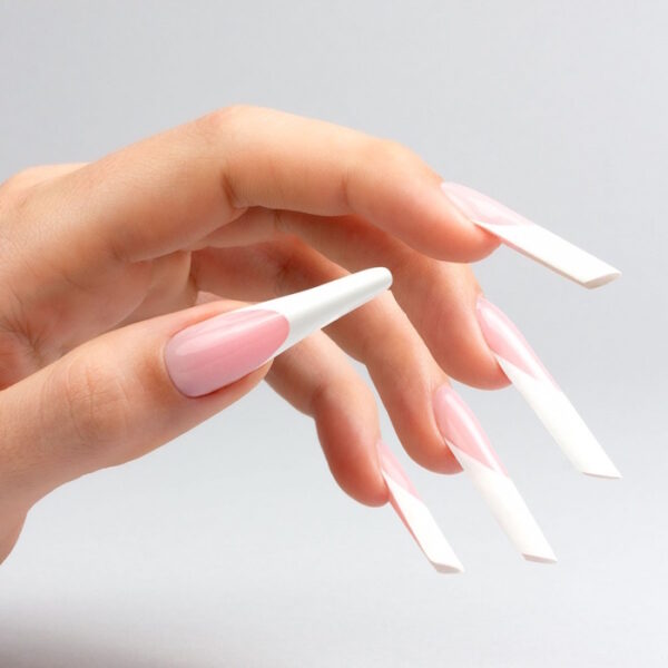 manicure prodoti estrosa